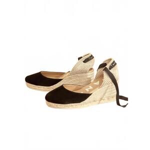 NEW MANEBI women's soft suede low wedge espadrille in hamptons black